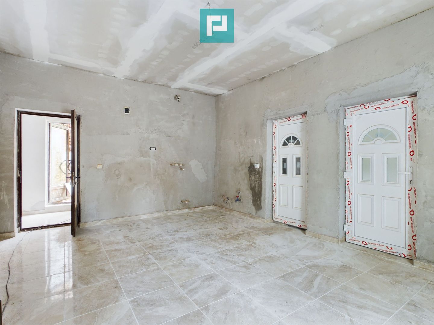 Proprietate unicat - poziție centrală - Mărășești - Poză 8