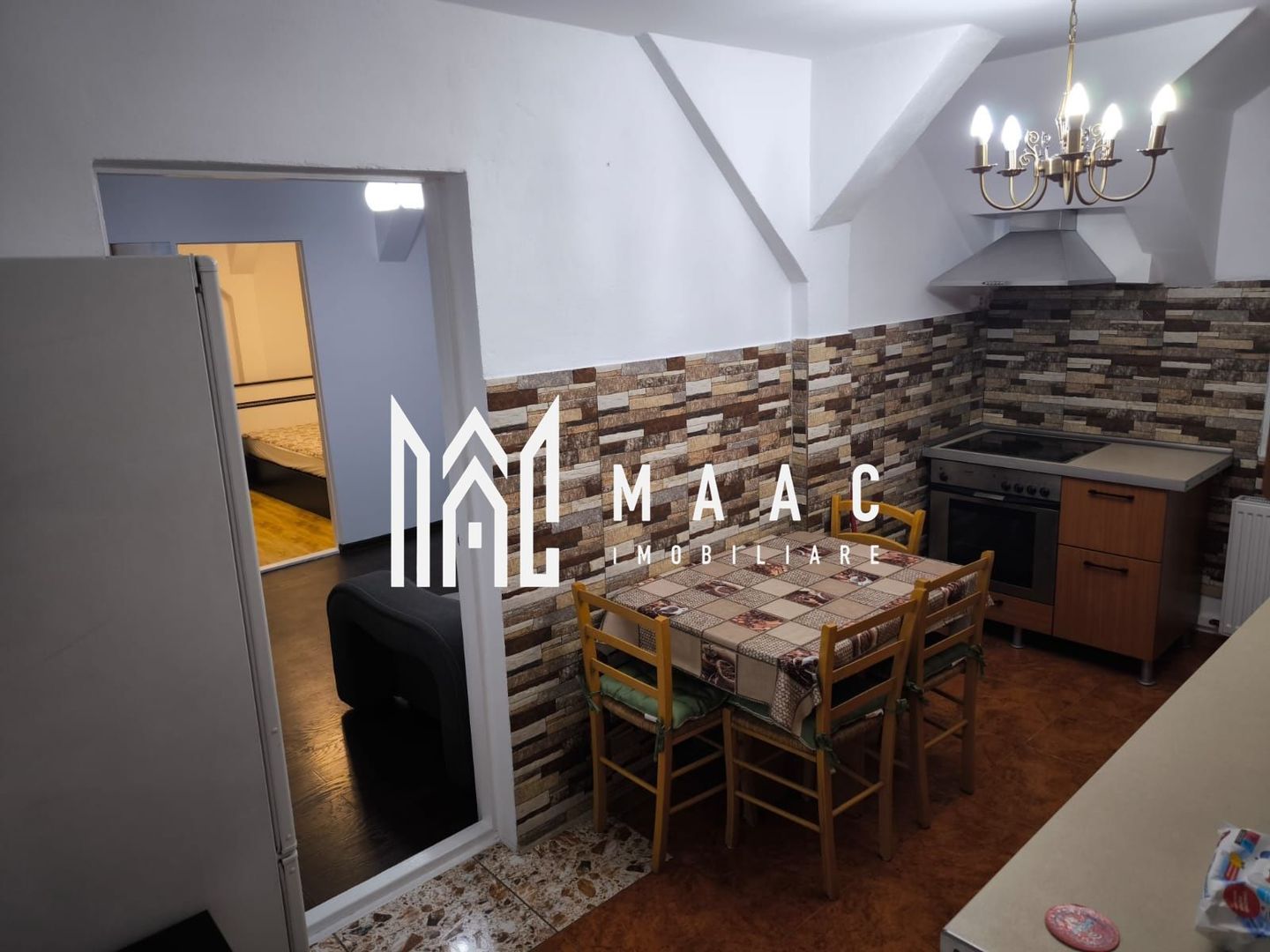 Apartament 3 camere Sibiu | Vasile Aaron | 50 mp, parcare - Poză 2