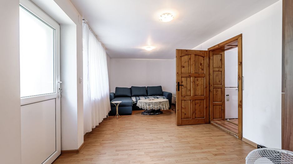 Rezervat Două case în aceeași curte cartier Bujac, 343 mp teren - Poză 4