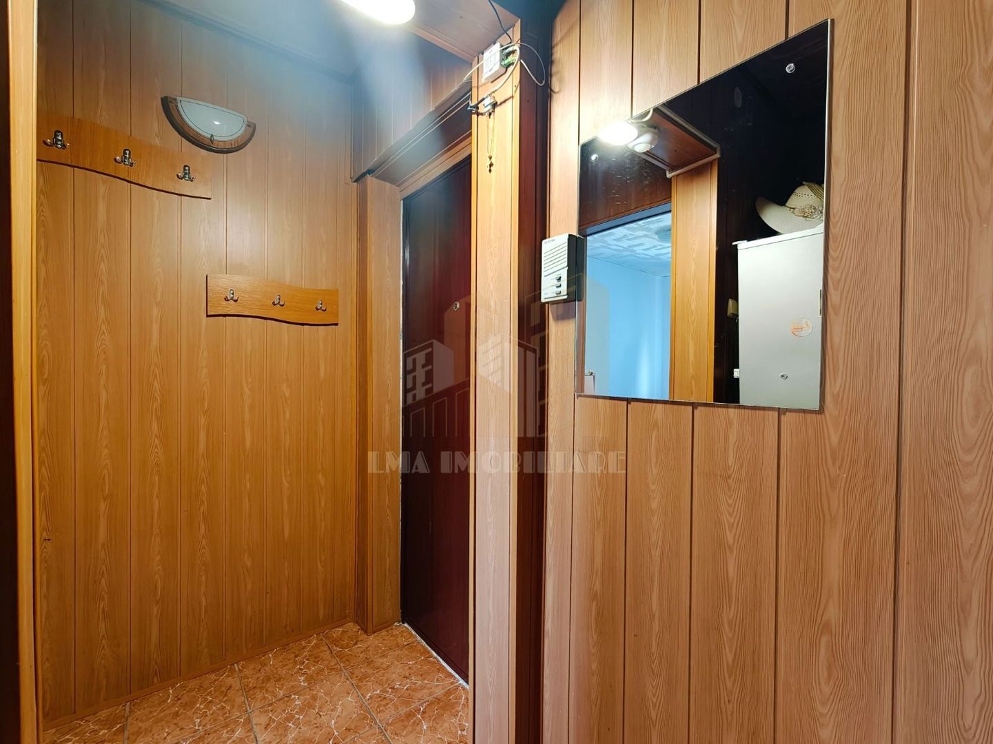 Apartament 3 camere Florilor Brasov - Poză 3