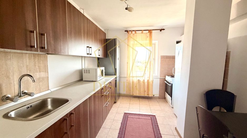 Apartament decomandat cu 2 camere | Steaua - Poză 1