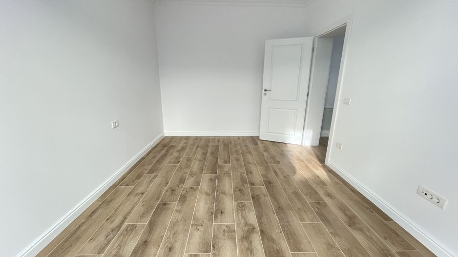Apartament 3 camere la parter cu gradina proprie - Poză 15