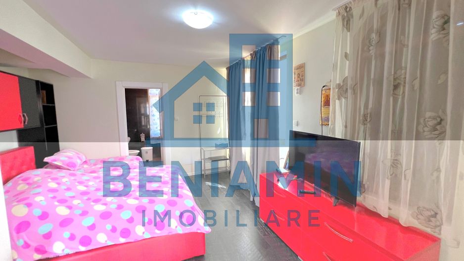 5 Dormitoare-2 bucatari-3 bai-Living-Toate utilitatile-Popoveni - Poză 3