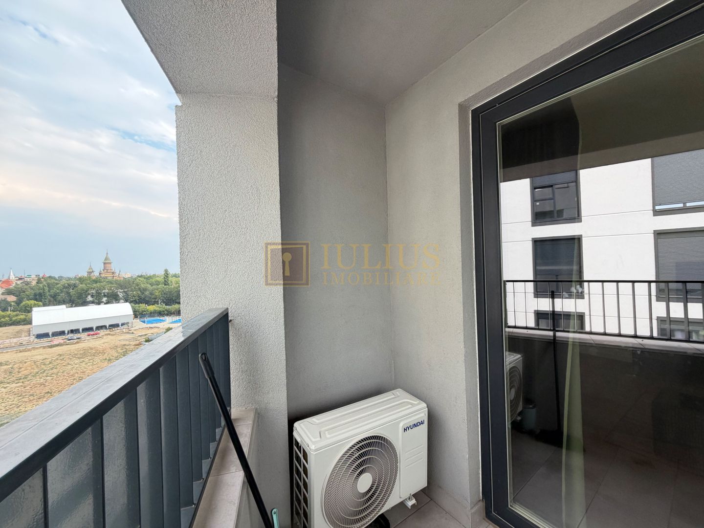 City of Mara M11; mobilat modern, contract inclus. - Poză 11