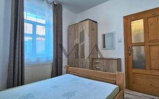 Casa de inchiriat cu 3 camere la curte comuna,  zona Centrala, Oradea - Poză 5