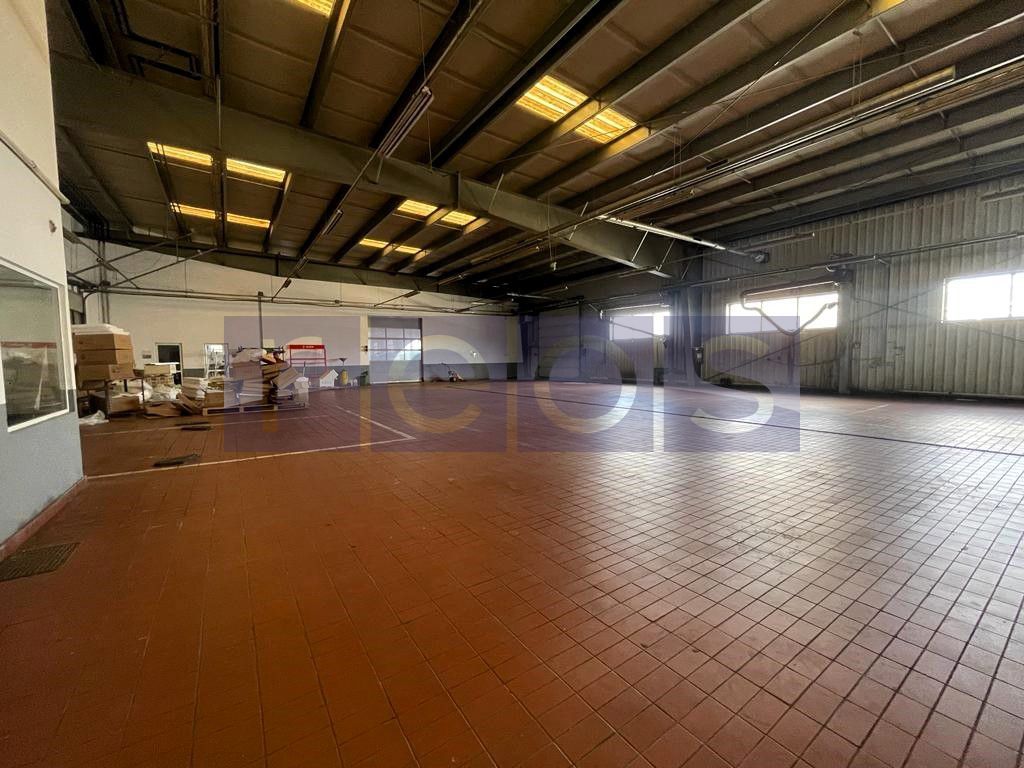 BRASOV-GHIMBAV | INCHIRIERE HALA +SHOWROOM | 6500 MP CONSTRUITI - Poză 46