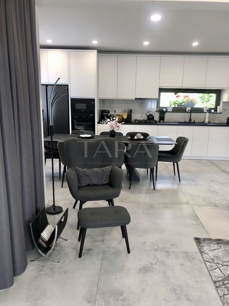 Proprietate deosebită în Feleacu - Poză 3