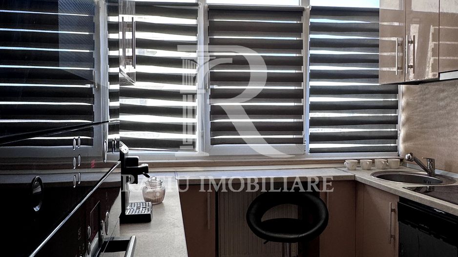 Apartament cu 3 camere | Nufărul Plaza | Vedere panoramică | Oradea - Poză 7