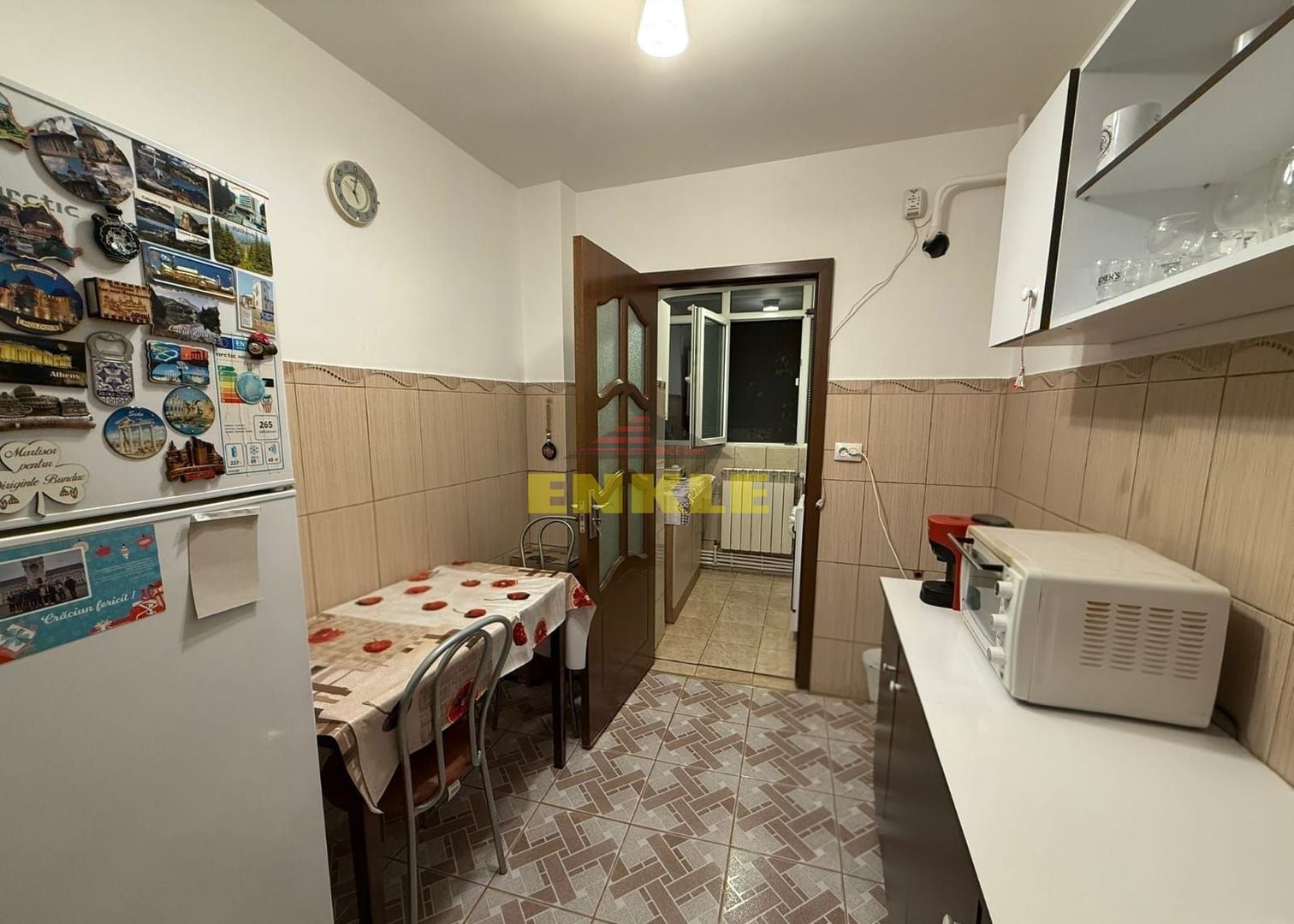 De vanzare apartament cu doua camere, zona Bucovina - Poză 5