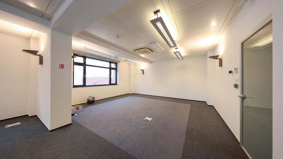 Clădire de birouri și centru de date – Oportunitate exclusivă in Brasov - Poză 30