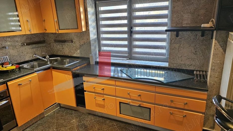 Vanzare 3 Camere Decebal - Poză 1