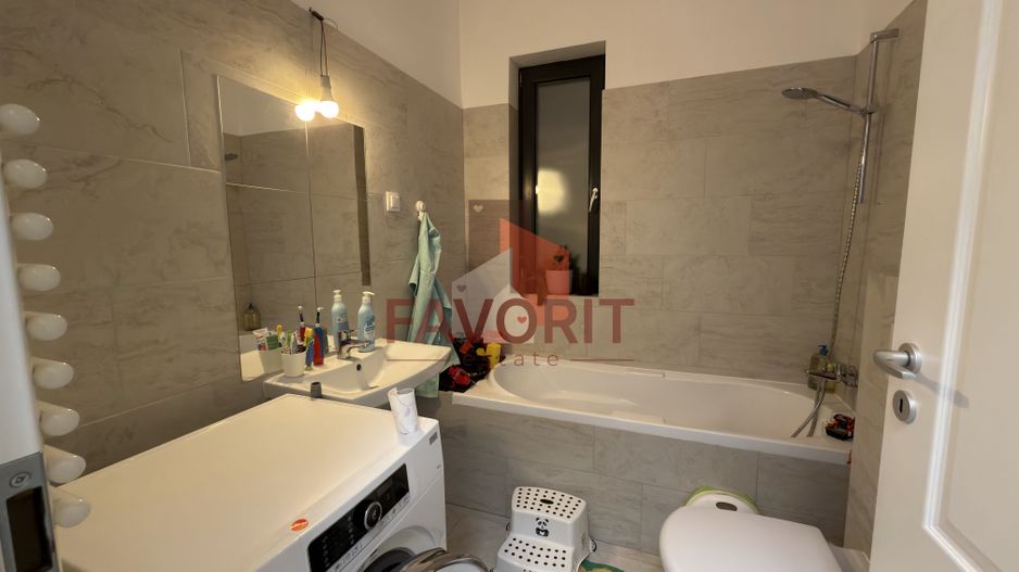 Decomandat. Cu gradina proprie. Mobilat si utilat - Poză 12