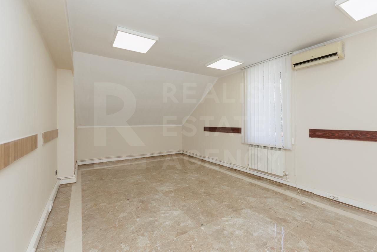 Chirie,oficiu, 520 mp, str. 31 August, Buiucani - Poză 21