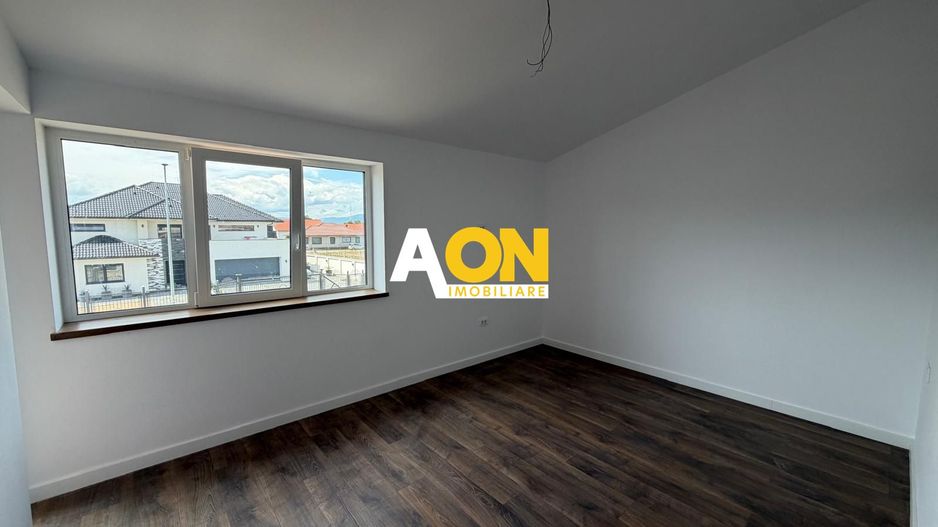 1/2 Duplex 4 Camere, 3 Bai, 2 Balcoane, 431mp Teren - Poză 16