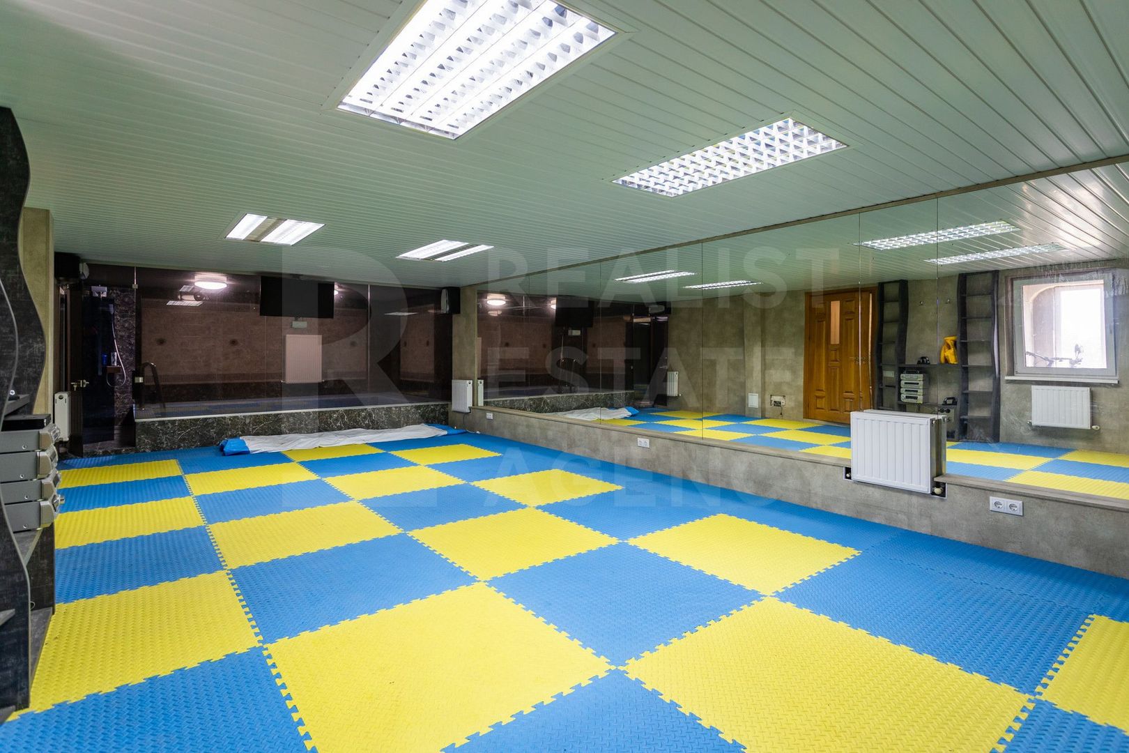 Casă în 4 nivele, amplasat pe strada Chicago, Stăuceni. - Poză 33