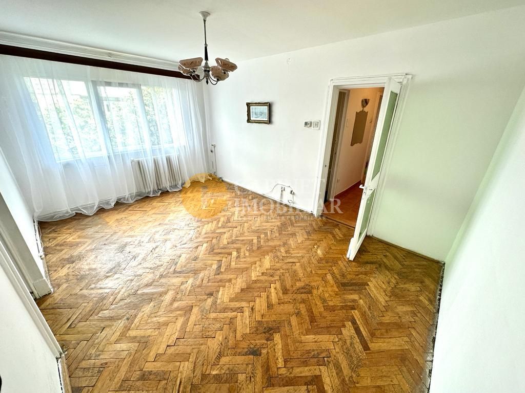 Apartament cu 2 camere la bulevard - 50mp - Bloc fara risc - Podu ros - Poză 2