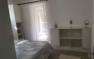 Casă de închiriat în zona Dancu, Iași – curte și terasă generoasă - Poză 3