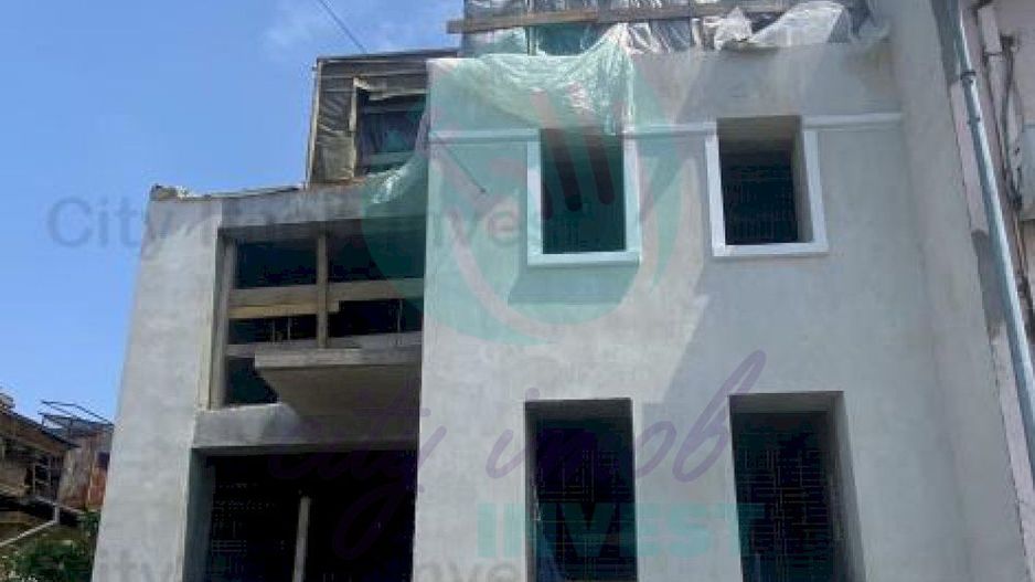 Vila consolidata | Armeneasca - Poză 1