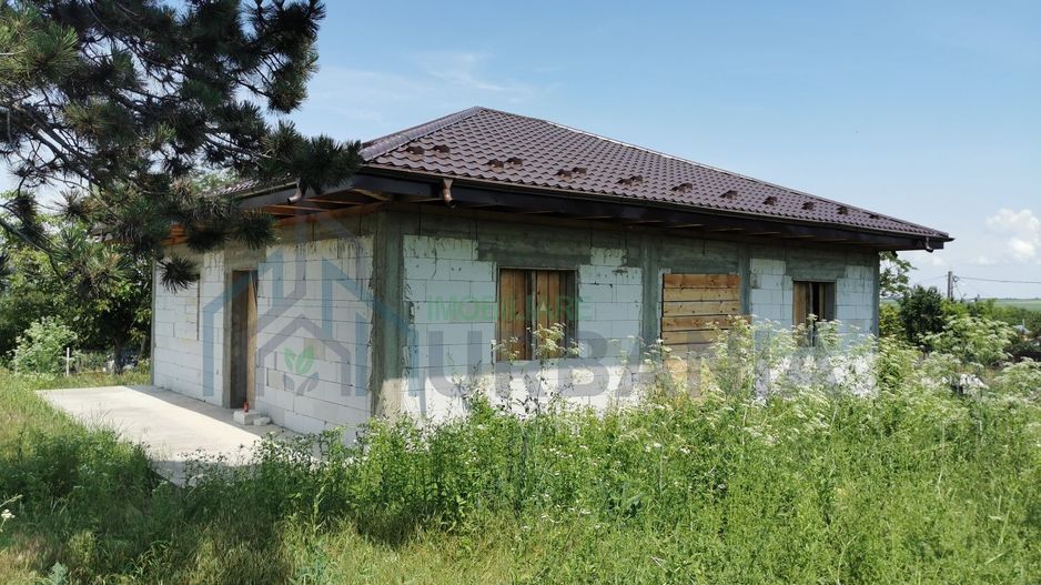 Casă de vânzare în Sat Horlești, Comuna Rediu, 3 camere, 108 mp construiți, 87 mp utili, teren 500 mp - Poză 9