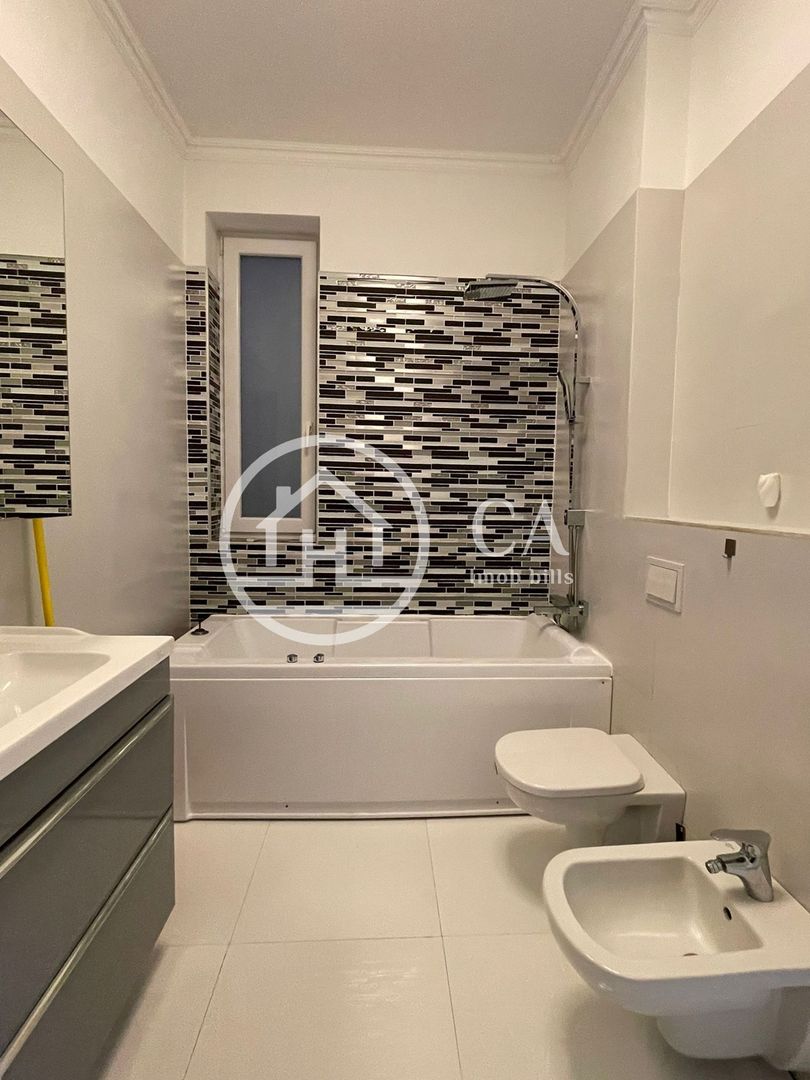 Apartament la casa, de inchiriat cu 3 camere Ultracentral, Oradea - Poză 8