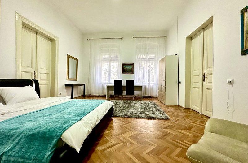 Apartament central, 4 camere - renovat - Poză 18