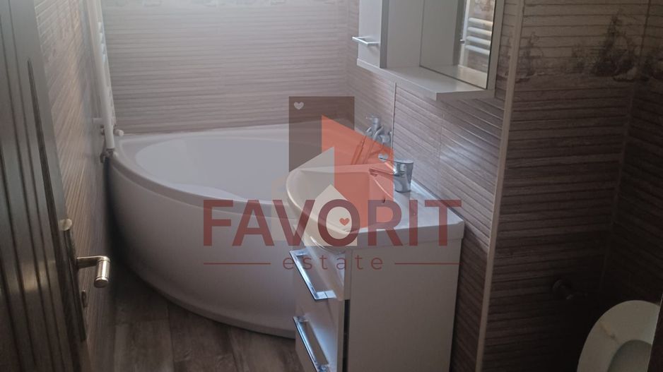 3 camere | etaj 1 | centrala proprie | mobilat si utilat | zona excelenta | - Poză 11