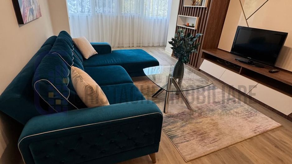 Apartament 2 camere, renovat si amenajat modern, metrou P-ța Unirii la 10 min. - Poză 4