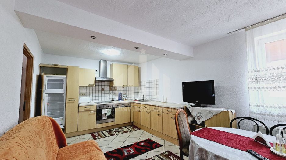 Casa tip duplex de inchiriat, Barabant - Poză 2