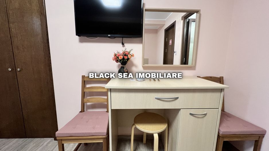 Vila de 7 Camere D+P+1+POD - Curte si garaj, EFORIE NORD Ocazie unica - Poză 20