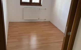 Apartament 3 camere Lipovei renovat - Poză 11