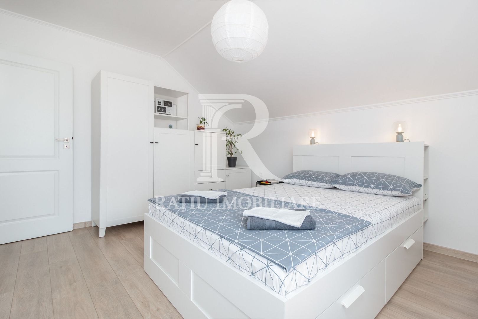 Casa cu 4 dormitoare | Cartierul Tineretului | Oradea - Poză 11