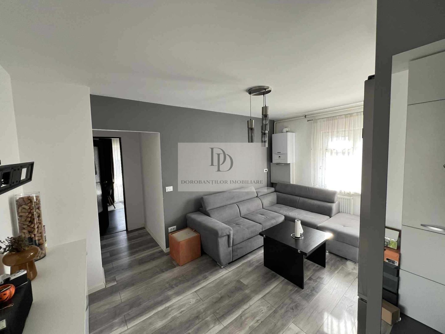 Apartament 3 camere de închiriat | Zona de Business | Semicentral - Poză 1