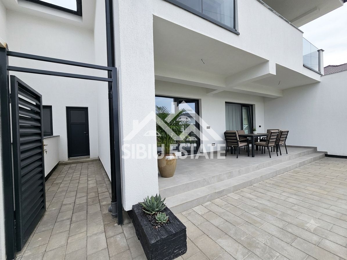 Casa Noua teren 500 mp - Poză 1