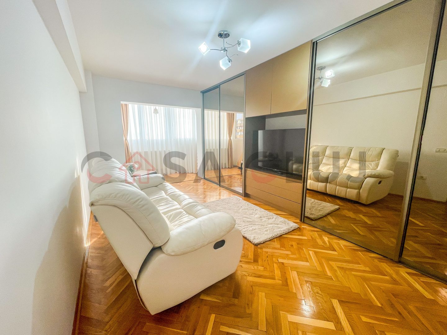 OMV Marasti/ etaj intermediar/ finisaje premium/ parcare inclusa - Poză 2