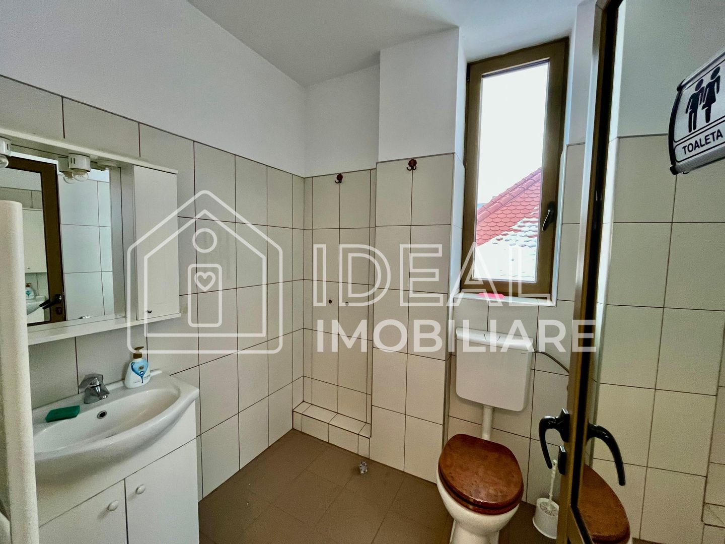 Spatiu de birouri/comercial de închiriat - Poză 5