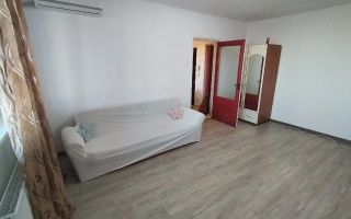 De închiriat – Apartament 2 Camere, Bloc Anvelopat, Aproape de METROU și STB - Poză 2