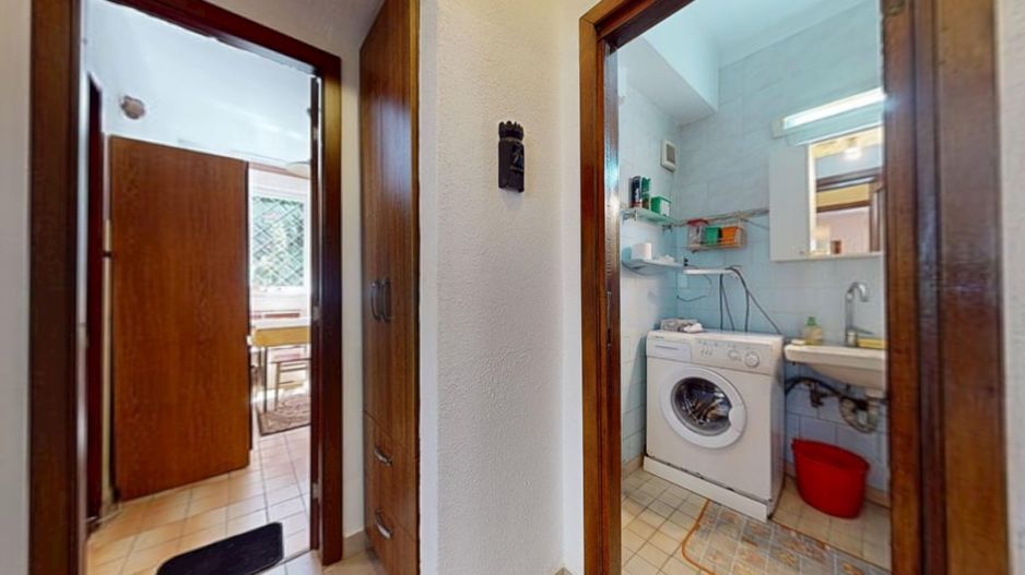 Apartament 2 ,5 camere,  cu gradina,  in centrul orasului Brasov - Poză 9