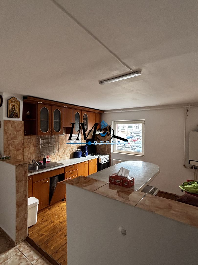 Apartament 2 camere zona Cetate - Poză 1