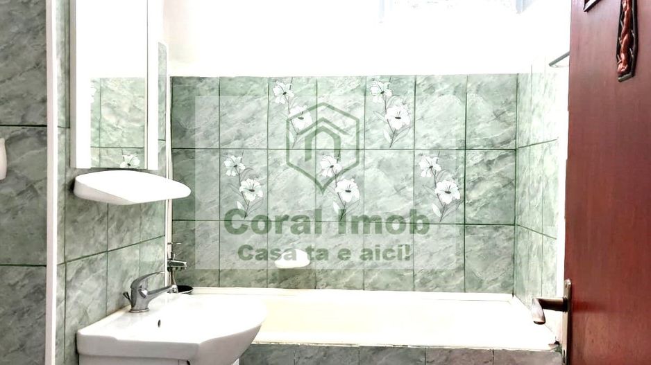închiriez apartament 2 camere - Poză 7