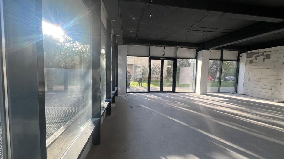 SPATIU COMERCIAL NOU CU MULTIPLE DESTINATII zona LIPOVEI - Poză 5