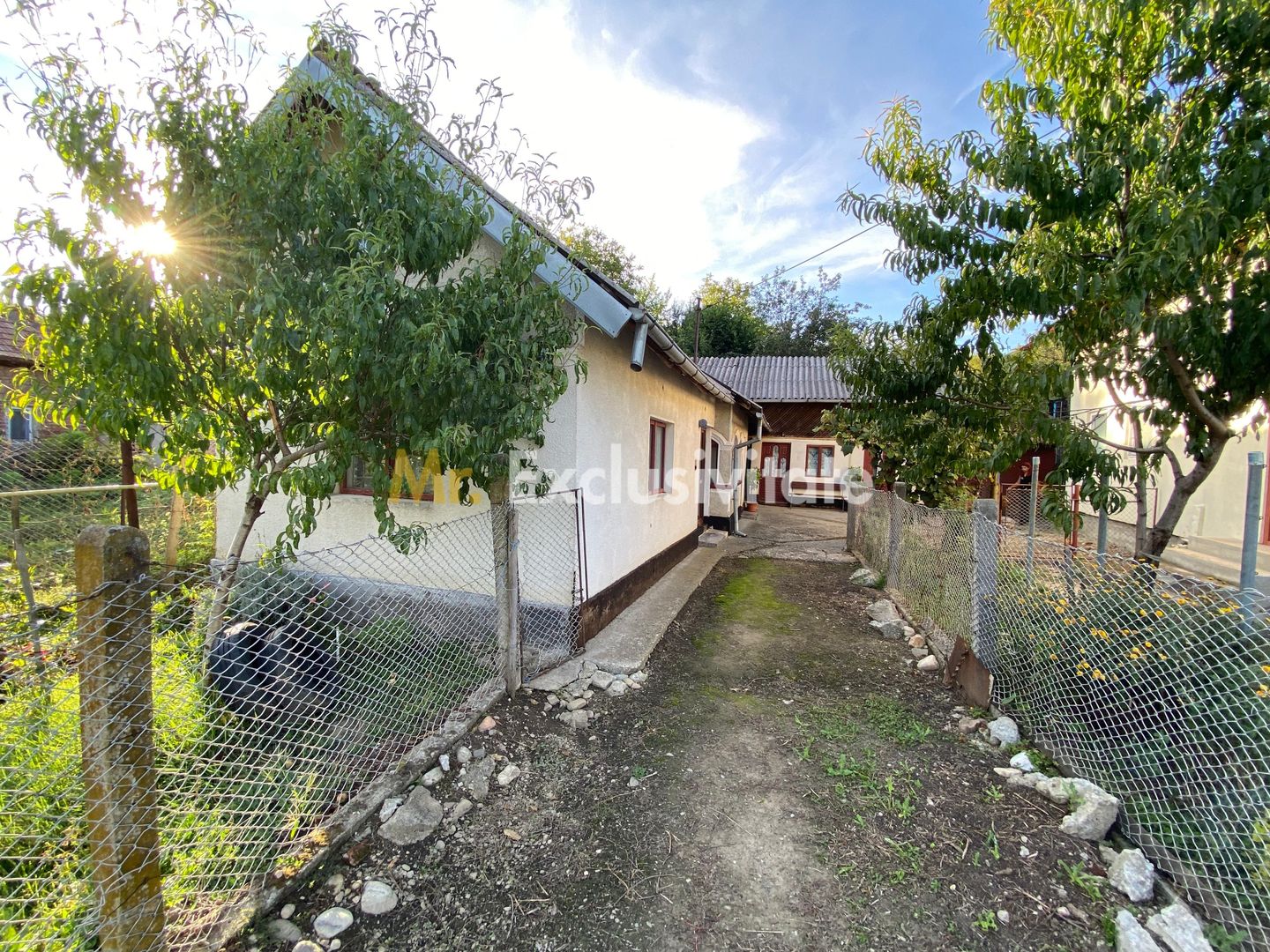 O casă aproape de Pitești -Stefanești- Valea Mare Podgoria - Poză 3