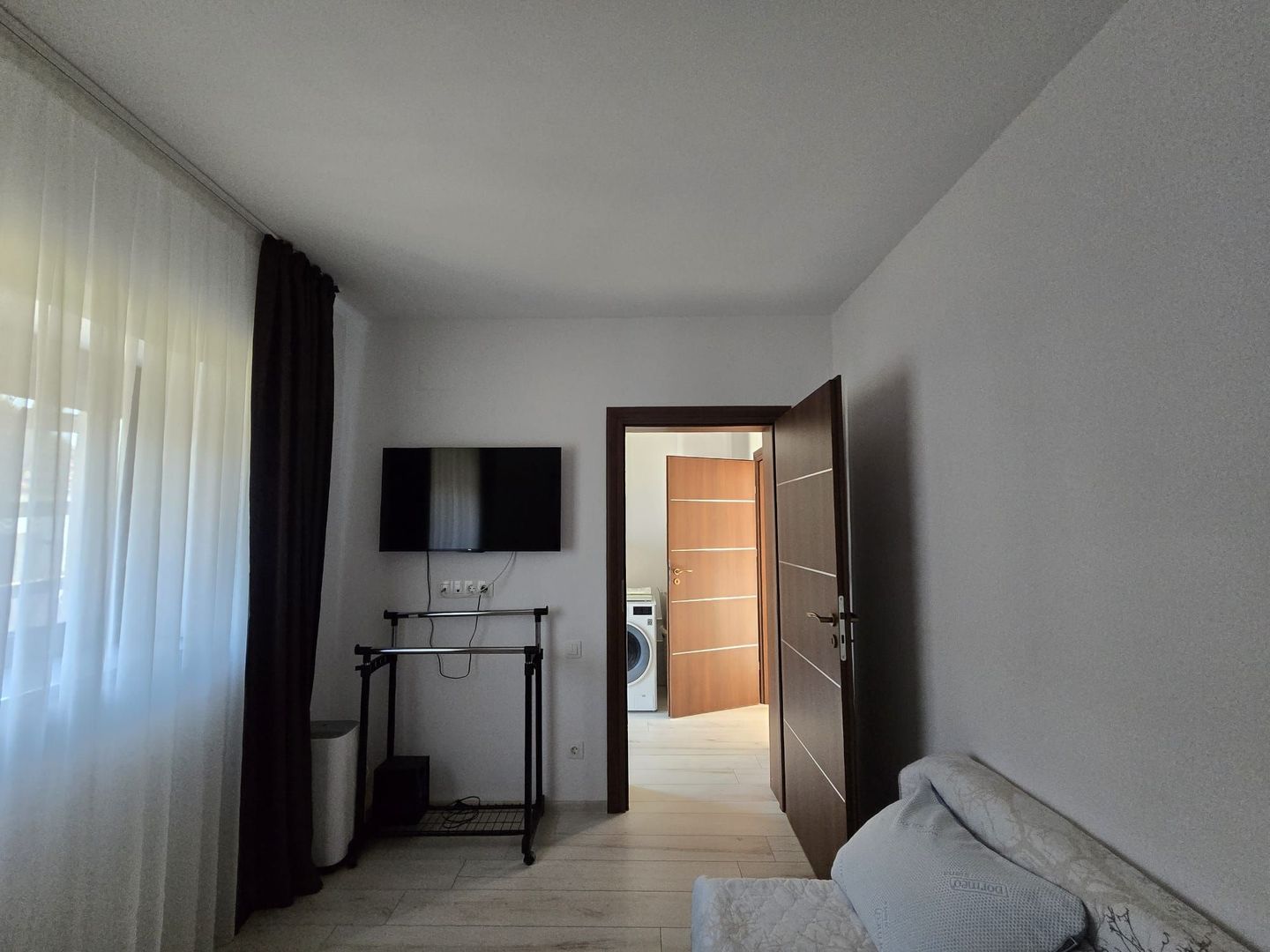 Casa Constructie Noua Les + Teren 4900 MP - Poză 14