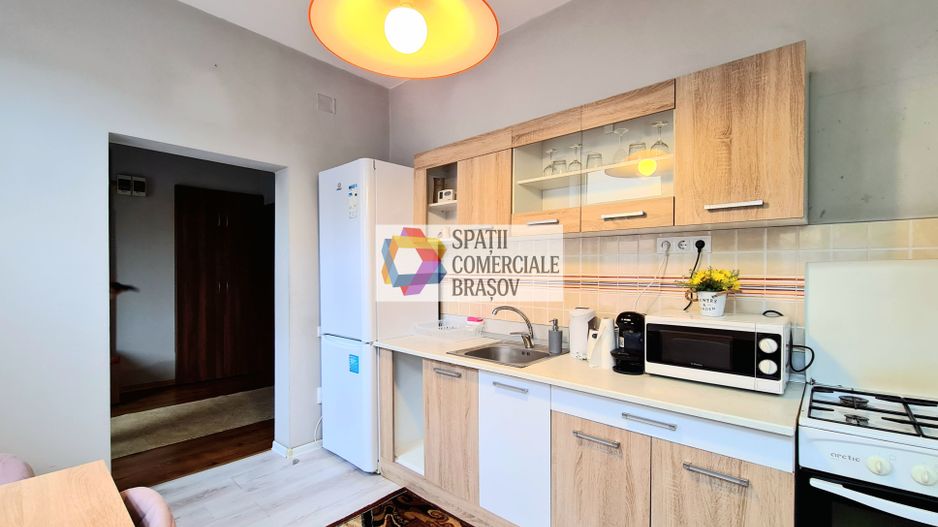 Casa 5 camere de vânzare Brasov - Centru - 160 mp - Poză 2