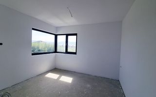 Casă individuală, 4 camere, teren 284 mp, Cristian - Poză 10