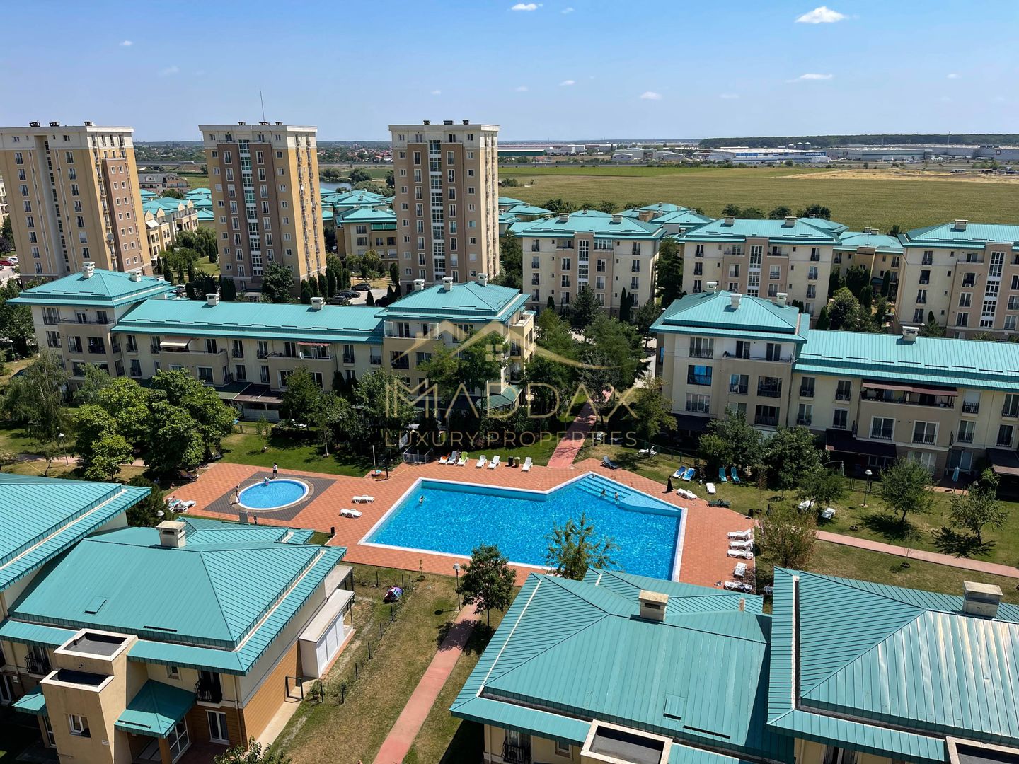 Apartament cu 3 camere // Complex Cosmopolis - Poză 11