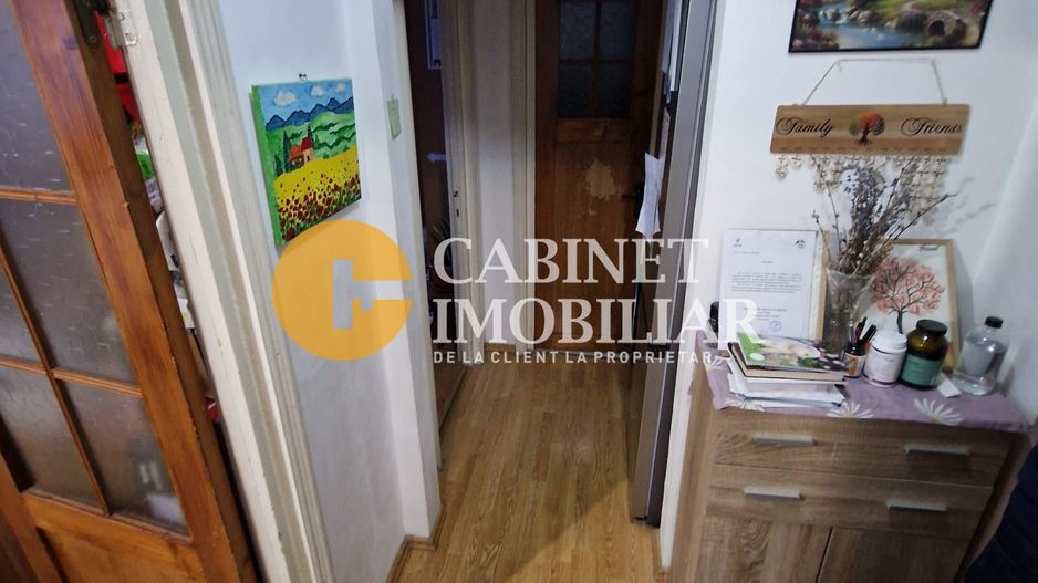 3 Camere Decomandat- Etaj intermediar+ Loc de parcare- Zona Alexandru cel Bun - Poză 7