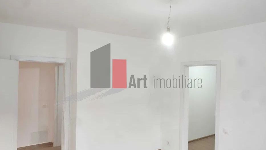 Vânzare apartament decomandat bloc nou 3 camere cu centrală - Dedeman - Poză 17