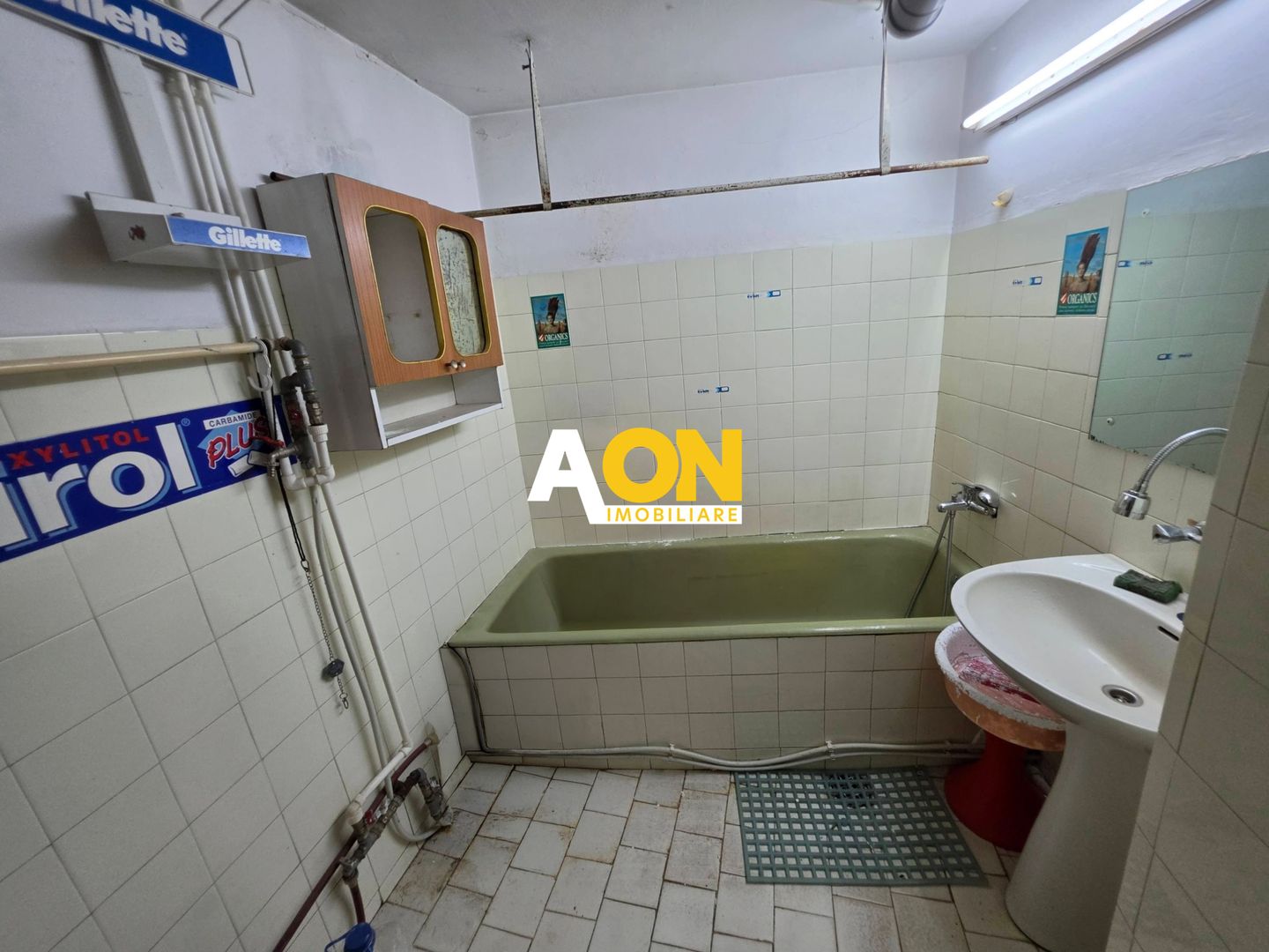 Casa 8 camere, cu 2 corpuri de cladire,  387 mp teren, zona Centru - Poză 14