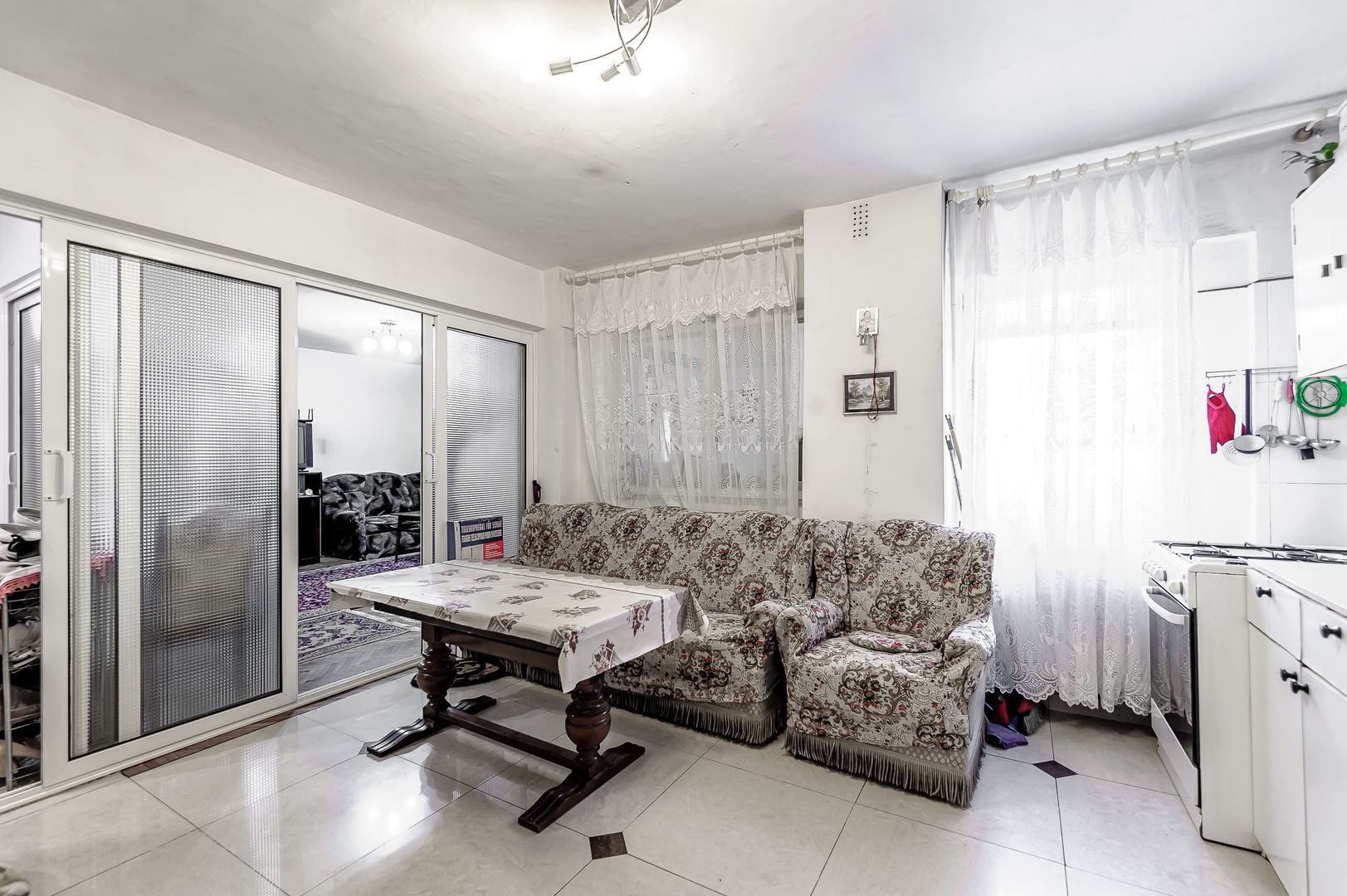 REZERVAT!!! Apartament cu 2 camere etaj 1 zona Uta - 104mp construiți - Poză 2