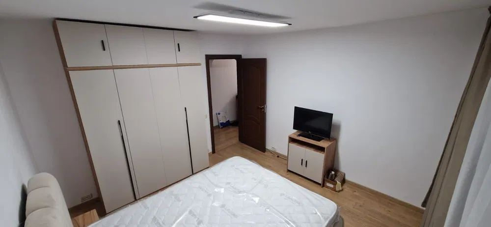 Apartamnet 2 camere zona Timpuri Noi - Poză 2